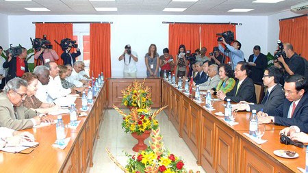 Premierminister Nguyen Tan Dung trifft kubanischen Parlamentspräsident - ảnh 1